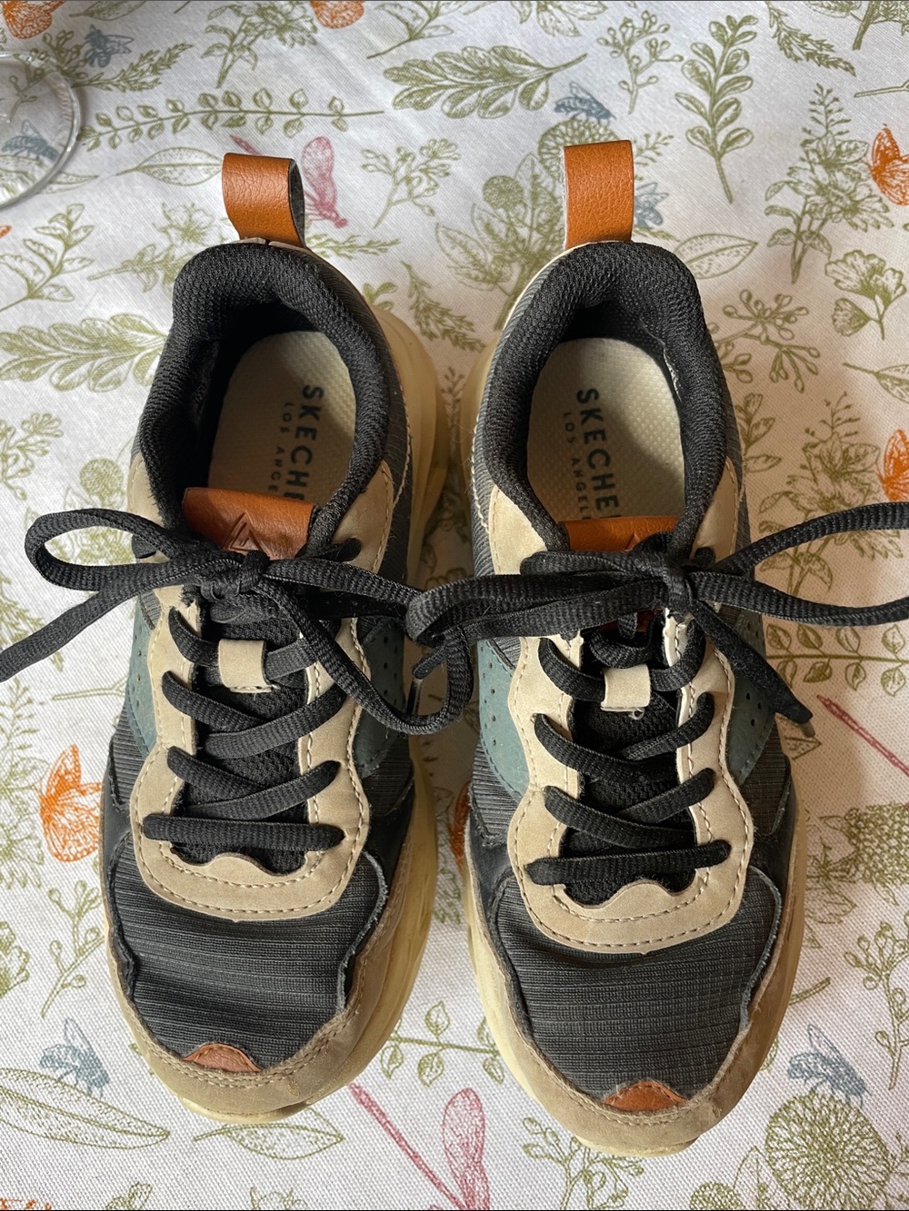 Skechers Kids SKX-1121  Black, Tan & Teal Athletic Sneakers Size 13.5